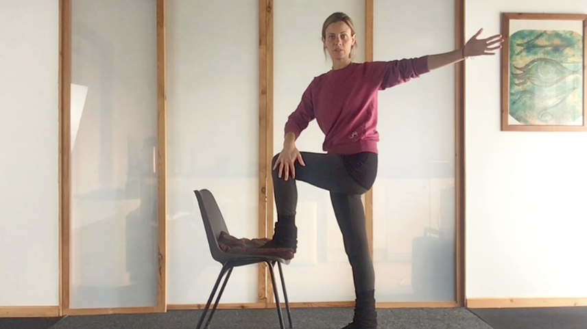 Chair Yoga (Back release) - 10 mins